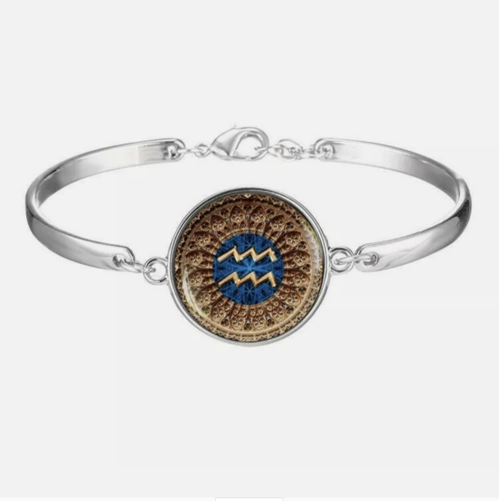 New Aquarius Zodiac Glass Cabochon Silver Bracelet.